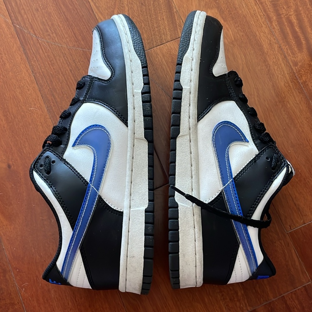 🚨SALE// Nike Dunk Low GS - Picture 6 of 11